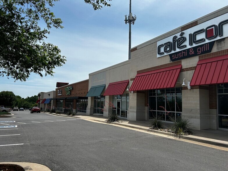 More Photos Of 1024-1040 Waterwood Pky, Edmond General Retail For Lease