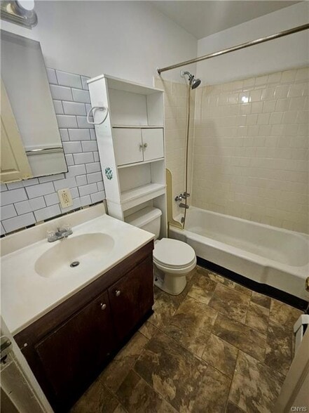 More Photos Of 1312 Butternut St, Syracuse Apartments For Sale