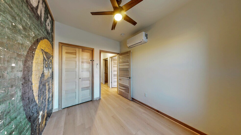 More Photos Of 209 S Main St, Jefferson General Retail For Sale