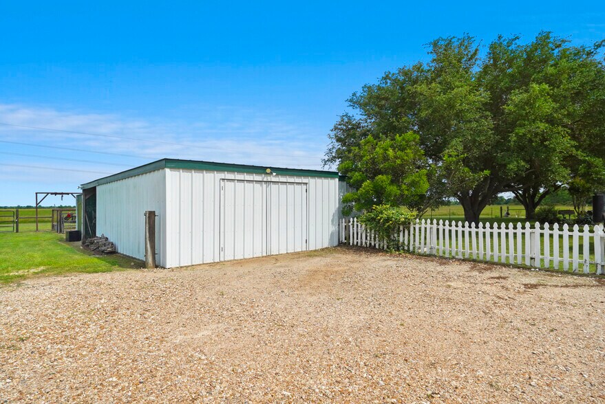 More Photos Of 16070 Warren Ranch Rd, Hockley Land For Sale