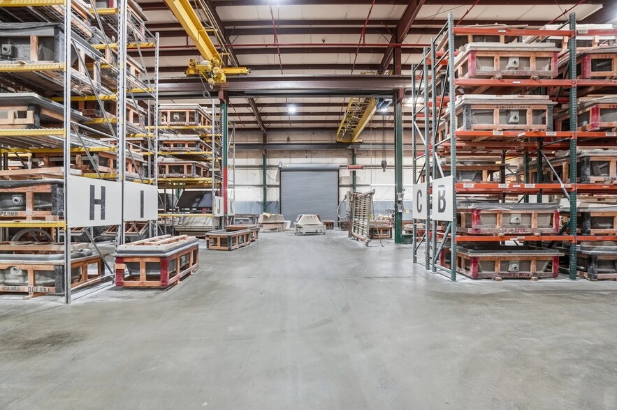 More Photos Of 10700 John Price Rd, Charlotte Warehouse For Lease