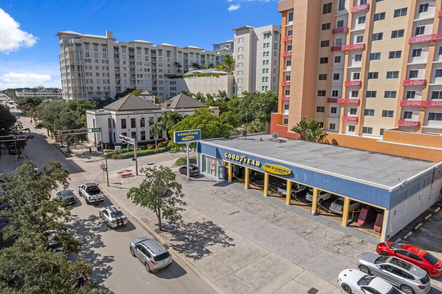 Primary Photo Of 515 S Dixie Hwy, West Palm Beach Auto Repair For Sale