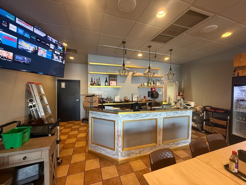 More Photos Of 9400 S Eastern Ave, Las Vegas General Retail For Lease
