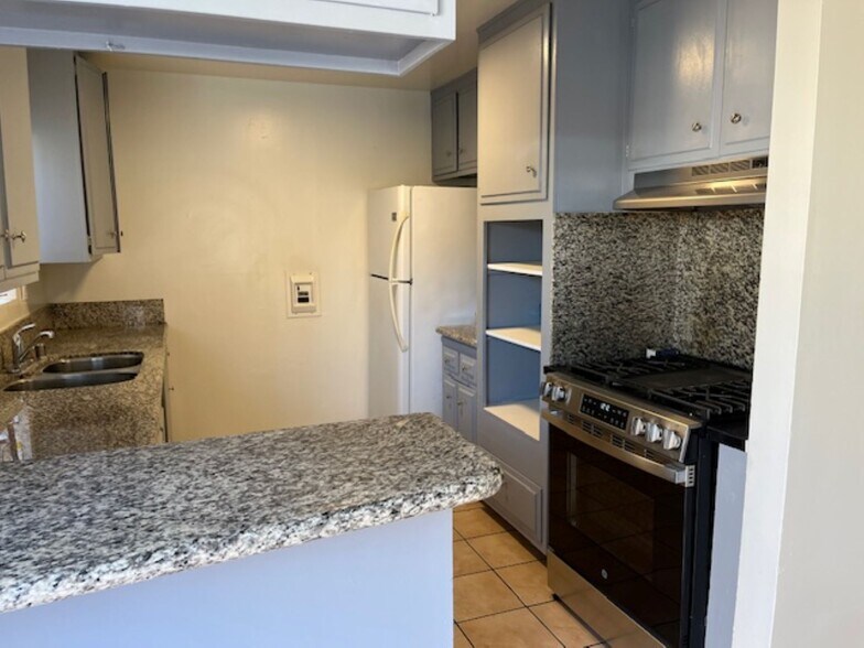 More Photos Of 4600 Sawtelle Blvd, Los Angeles Apartments For Sale