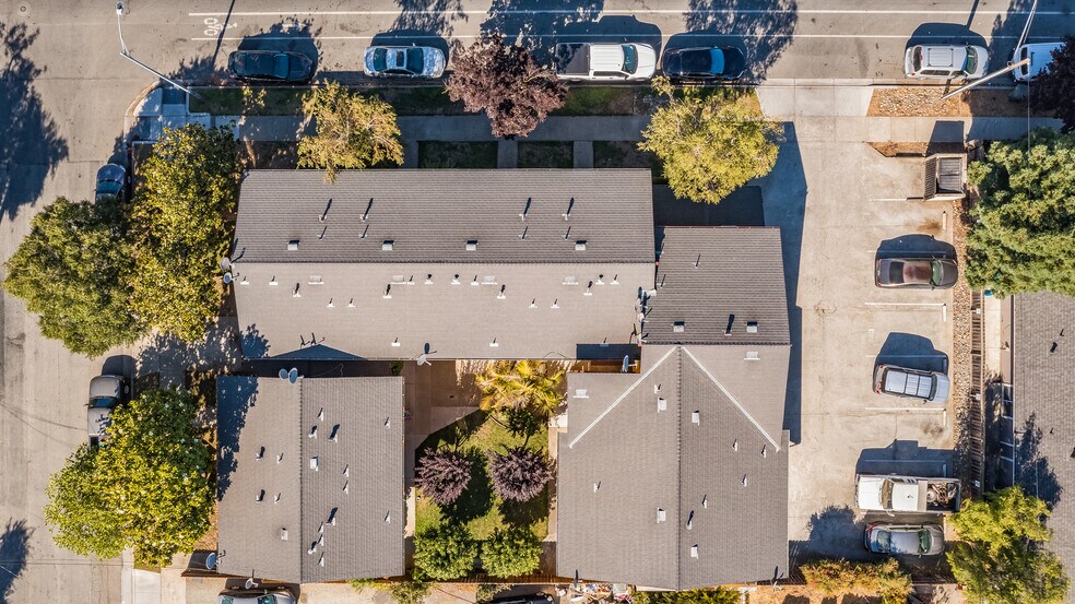 More Photos Of 7191 Eigleberry St, Gilroy Apartments For Sale