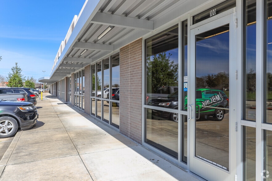 More Photos Of 2830 FM 565, Mont Belvieu Flex For Lease