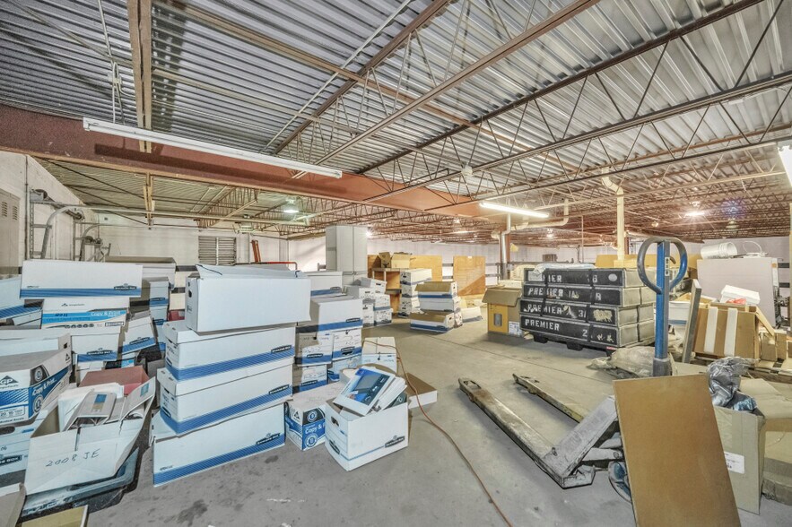 More Photos Of 4878 Van Epps Rd, Brooklyn Heights Manufacturing For Sale