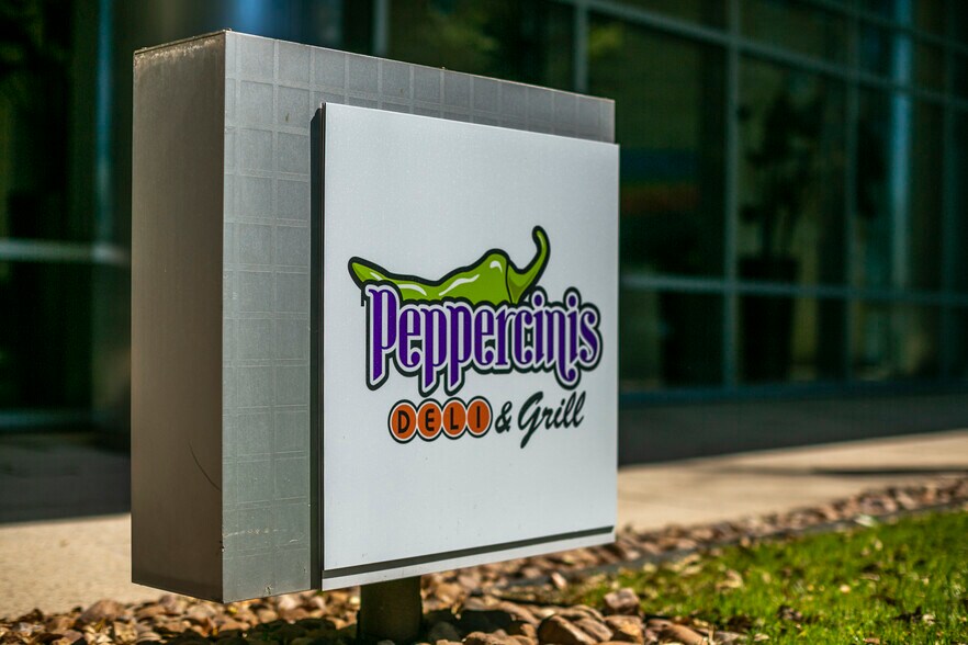 More Photos Of 10370 Richmond Ave, Houston Office For Lease