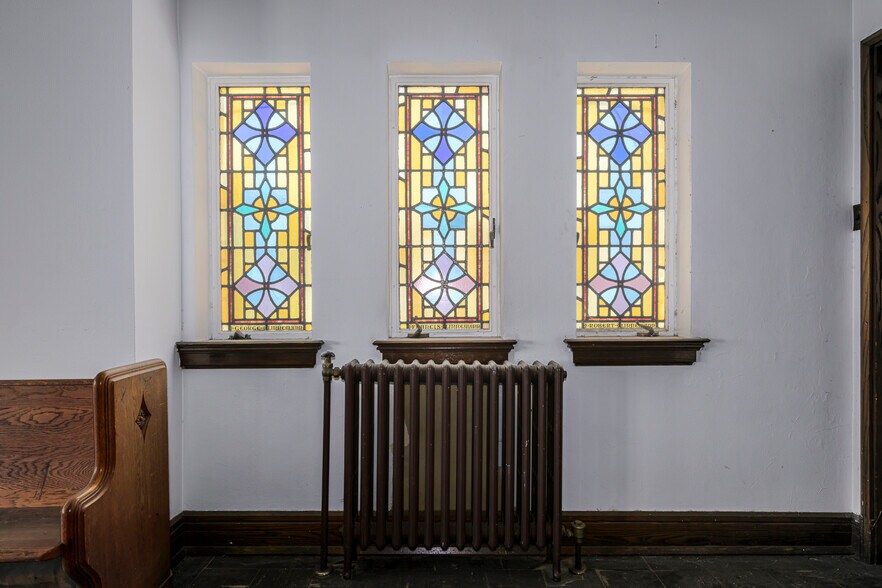 More Photos Of 6300 Minnesota Ave, Saint Louis Religious Facility For Sale