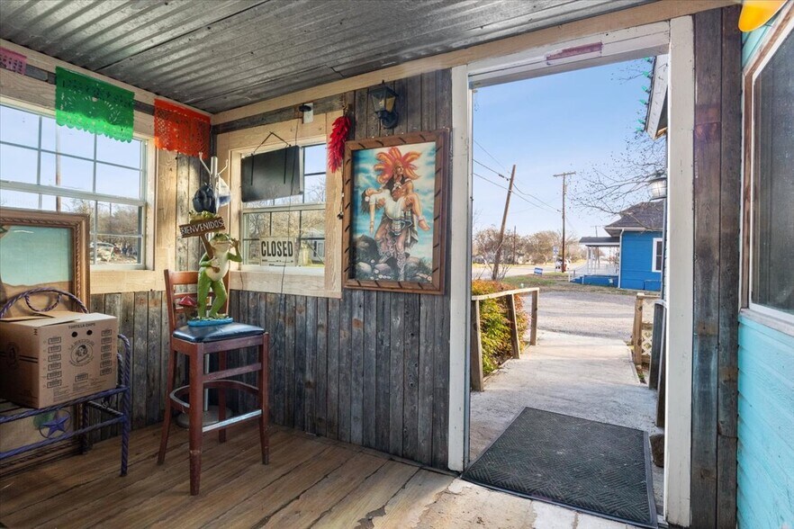 More Photos Of 495 Van Alstyne Pky, Van Alstyne Restaurant For Sale
