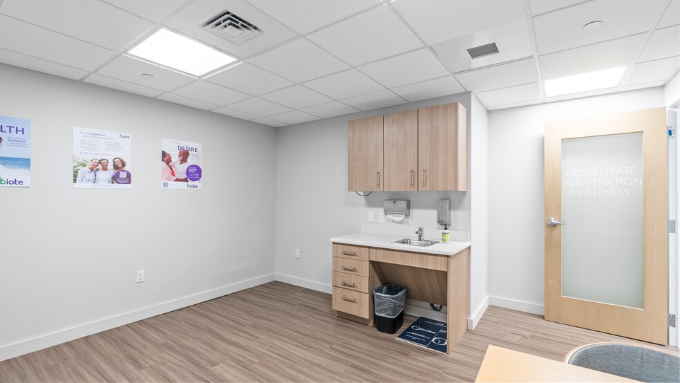 More Photos Of 111 Chestnut St, Providence Office For Lease