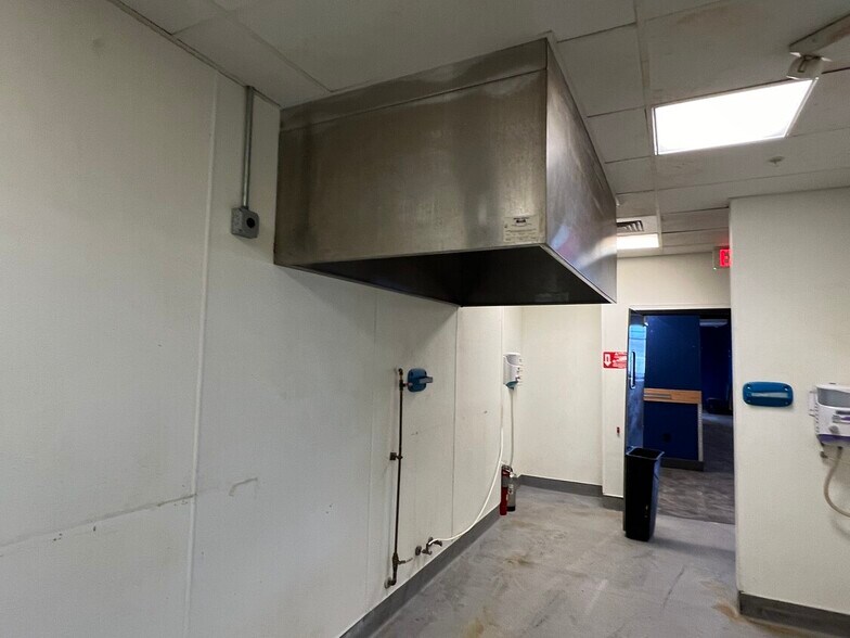 More Photos Of 327 Star Rd, Allentown General Retail For Sale