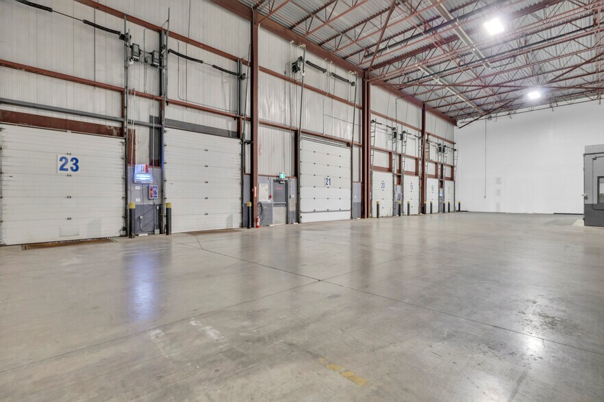 More Photos Of 599 Sprucewood Ave, Windsor Warehouse For Lease
