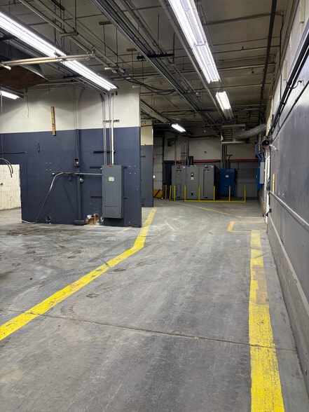 More Photos Of 1865 W D Ave, Tooele Manufacturing For Lease