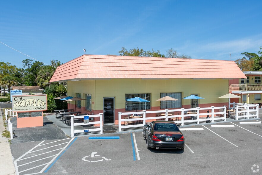 More Photos Of 4989 S Ridgewood Ave, Port Orange Restaurant For Sale