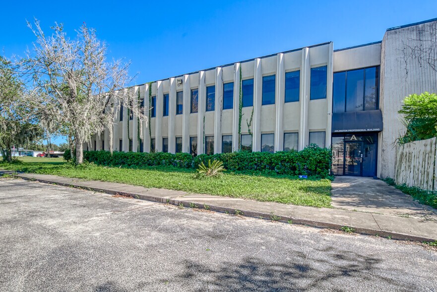More Photos Of 6501 Arlington Expy, Jacksonville Office Residential For Lease
