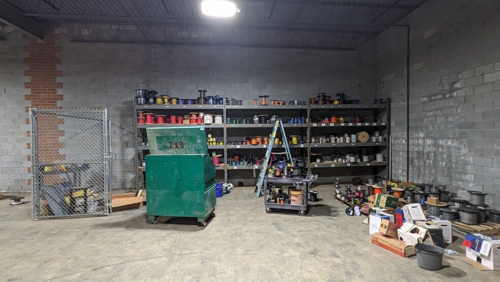 More Photos Of 2105 Maple Ave, Burlington Warehouse For Sale