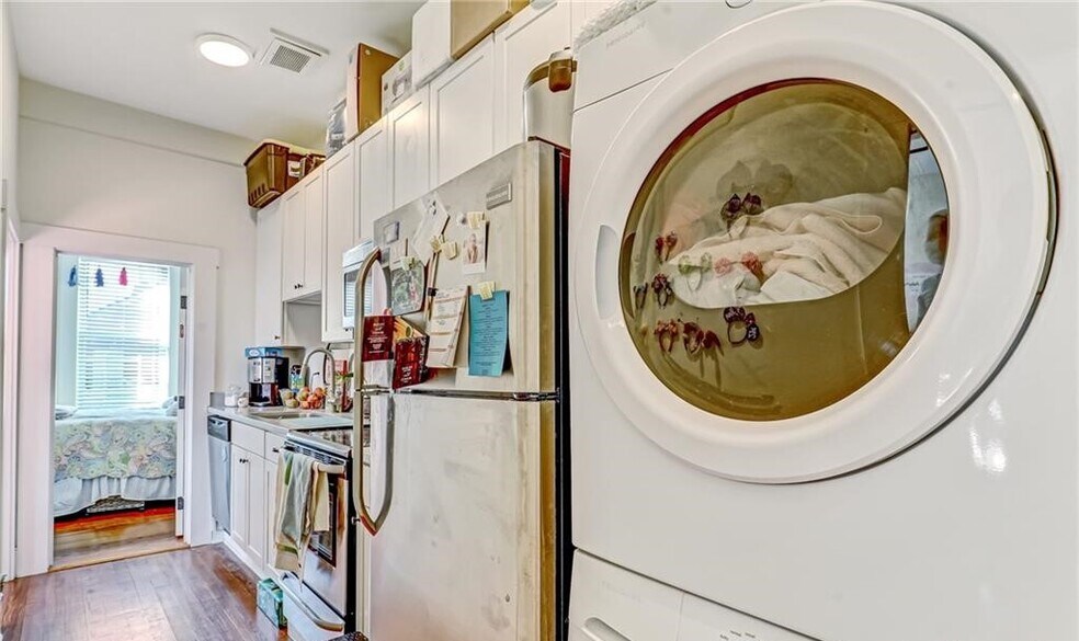 More Photos Of 1313 Whitaker St, Savannah Apartments For Sale