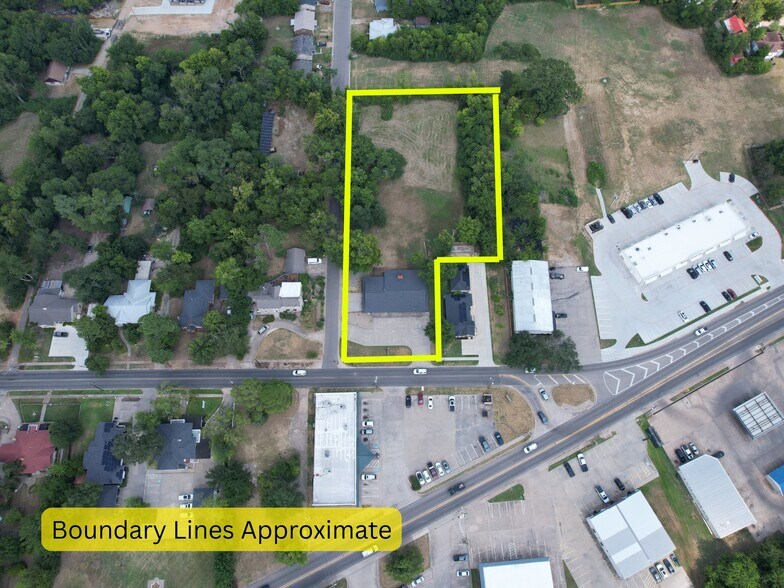 More Photos Of 614 Oak Ave, Sulphur Springs Office For Sale