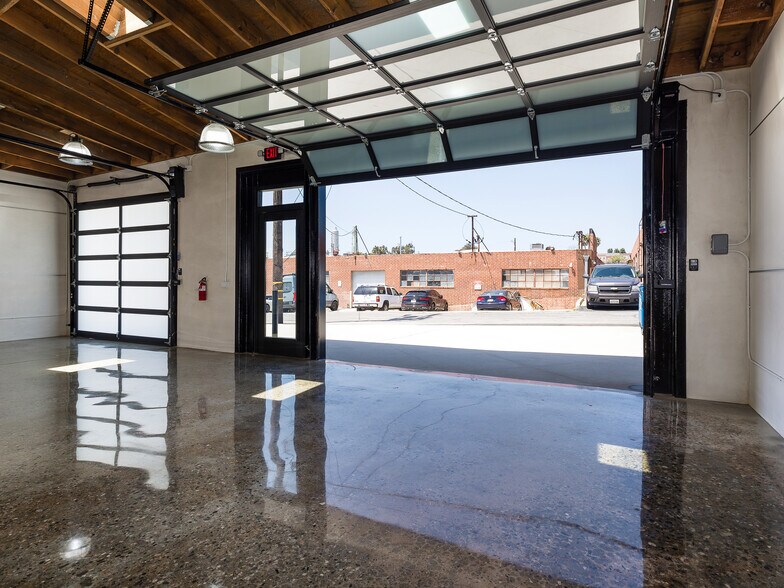 More Photos Of 131 Eucalyptus Dr, El Segundo Office For Lease