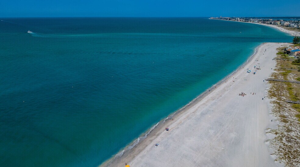 More Photos Of 12100 Gulf Blvd, Treasure Island Hotel For Sale