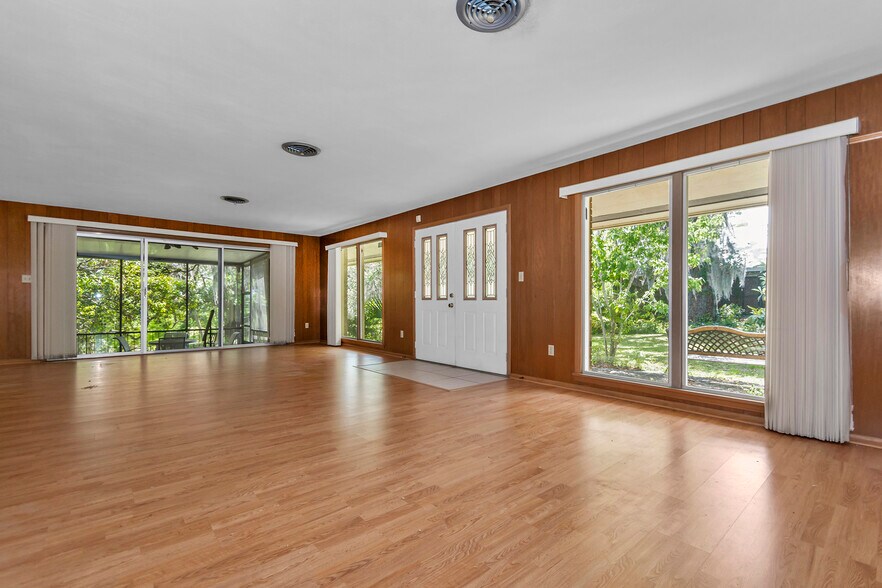 More Photos Of 625 E Melbourne Ave, Melbourne Land For Sale