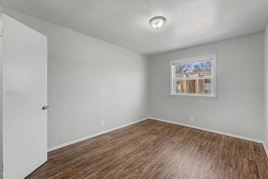 More Photos Of 6330 E 7th St, Tulsa Apartments For Sale