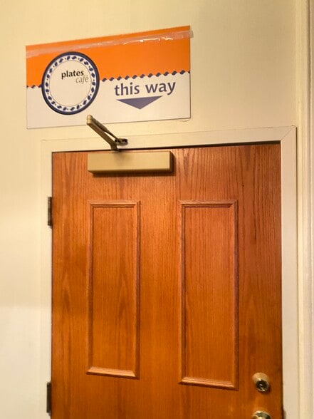 More Photos Of 333 N Charles St, Baltimore Storefront Retail Office For Lease