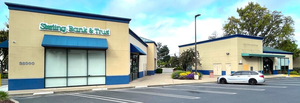 More Photos Of 38980 Paseo Padre Pky, Fremont Bank For Lease