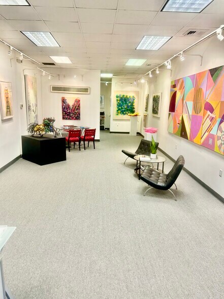 More Photos Of 4931 Cordell Ave, Bethesda Storefront Retail Office For Lease