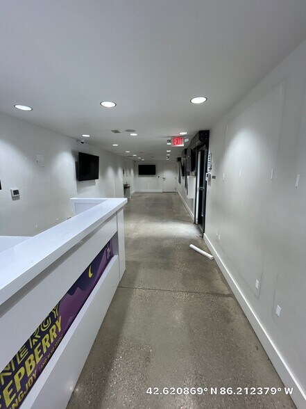 More Photos Of 2790 Blue Star Hwy, Fennville Specialty For Sale