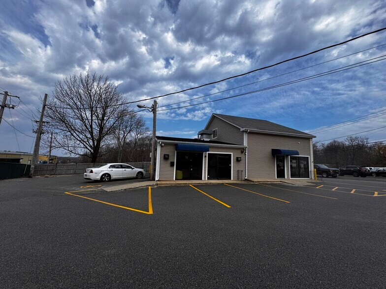 Primary Photo Of 1273 Gar Hwy, Somerset Office For Lease