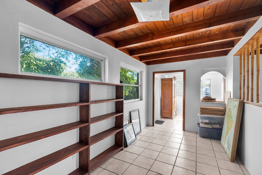 More Photos Of 27001 Overseas Hwy, Cudjoe Key Garden Center For Sale