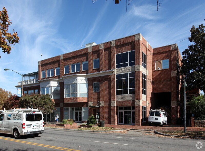 More Photos Of 100 E Franklin St, Chapel Hill Office For Lease