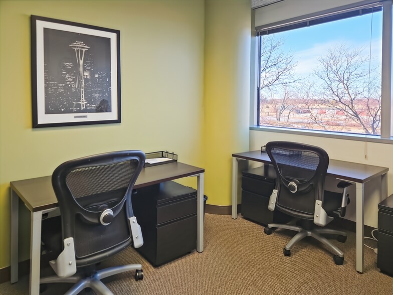 More Photos Of 1415 W 22nd St, Oak Brook Coworking Space