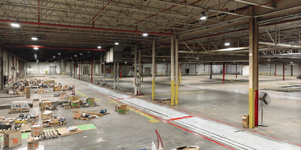 More Photos Of 930 Meacham Rd, Statesville Manufacturing For Sale