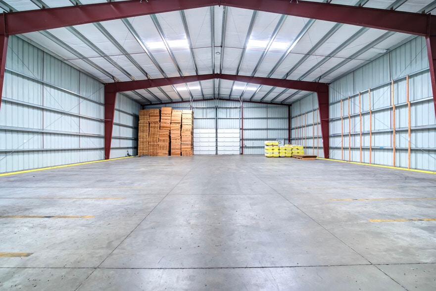 More Photos Of 18400 N Highway 99 W, Dayton Light Manufacturing For Sale