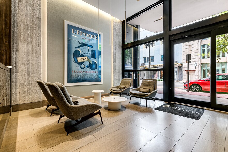 More Photos Of 14 NE 1st Ave, Miami Office For Sale