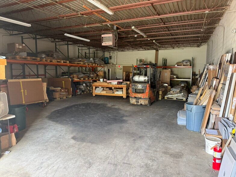 More Photos Of 1808-1900 Mearns Rd, Warwick Township Warehouse For Lease