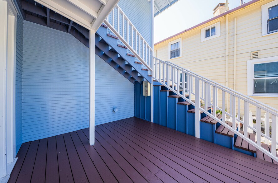 More Photos Of 206 Cypress Ave, Pacific Grove Apartments For Sale