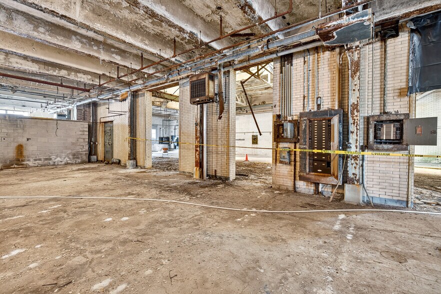 More Photos Of 662 Fillmore Ave, Buffalo Industrial For Sale
