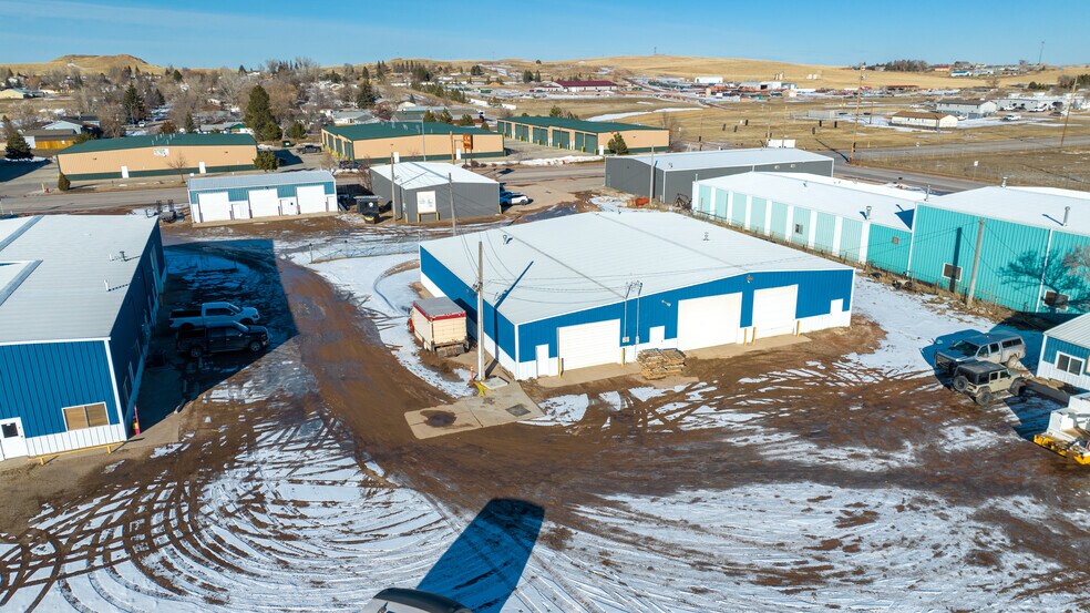 More Photos Of 405 Beech St, Gillette Warehouse For Sale