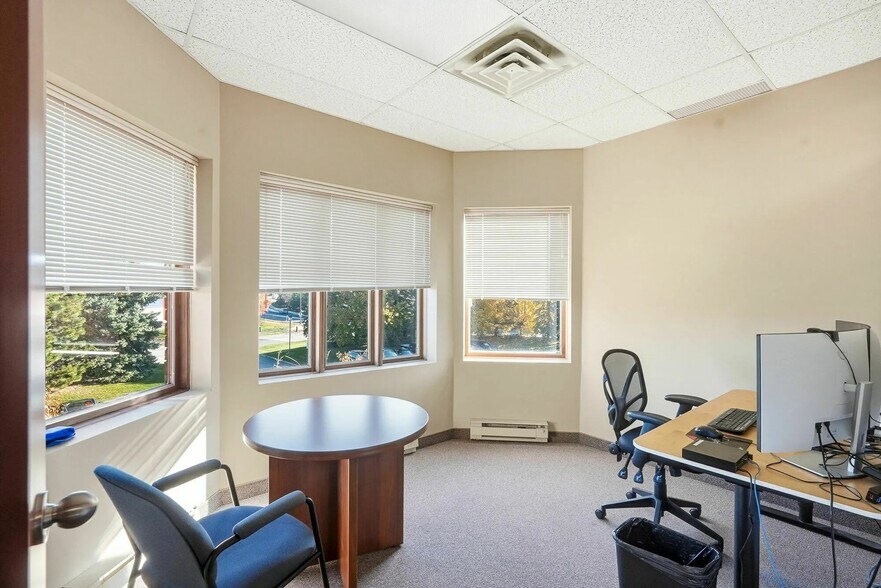 More Photos Of 1 Terence Matthews Cres, Ottawa Office For Sale