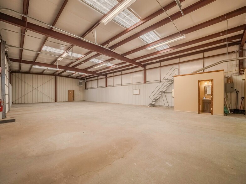 More Photos Of 1770-1780 License St, Casper Warehouse For Sale