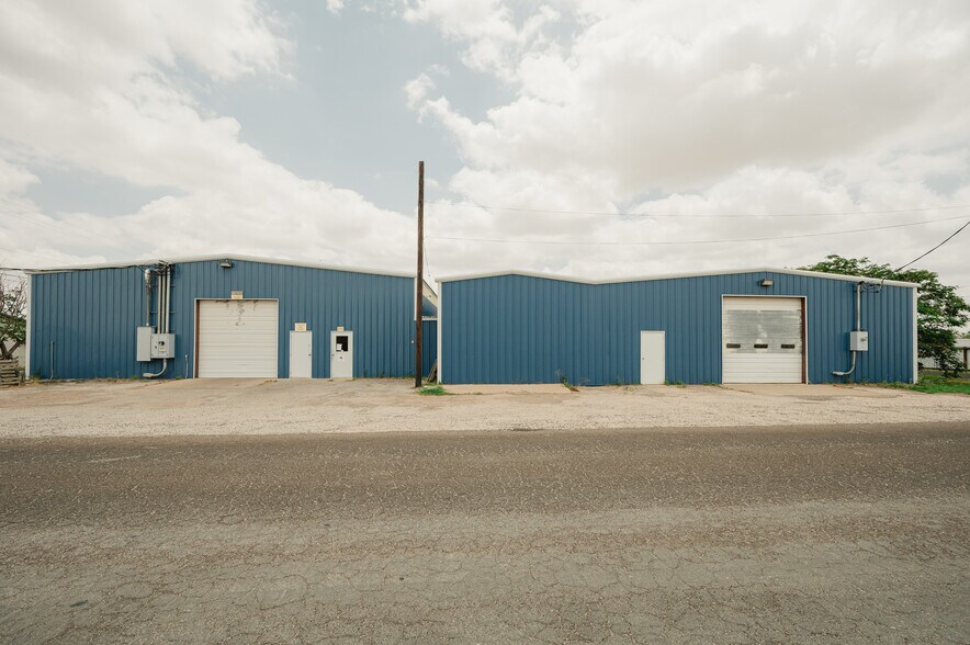 More Photos Of 12915 W County Road 122, Odessa Warehouse For Sale