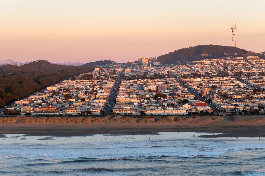 More Photos Of 1311 48th Ave, San Francisco Apartments For Sale