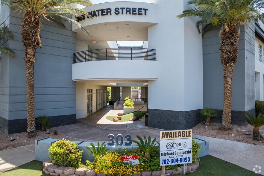 More Photos Of 303 S Water St, Henderson Office For Sale