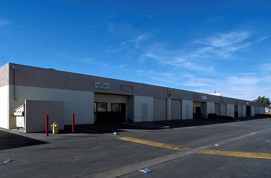 More Photos Of 5221 W Montebello Ave, Glendale Warehouse For Lease