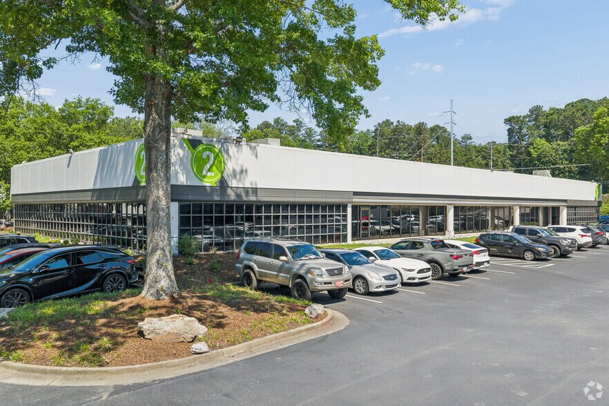 More Photos Of 1000 Holcomb Woods Pky, Roswell Unknown For Lease