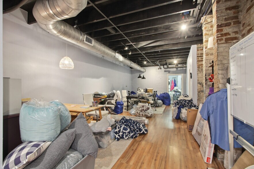 More Photos Of 1104 Music St, New Orleans Hotel For Sale